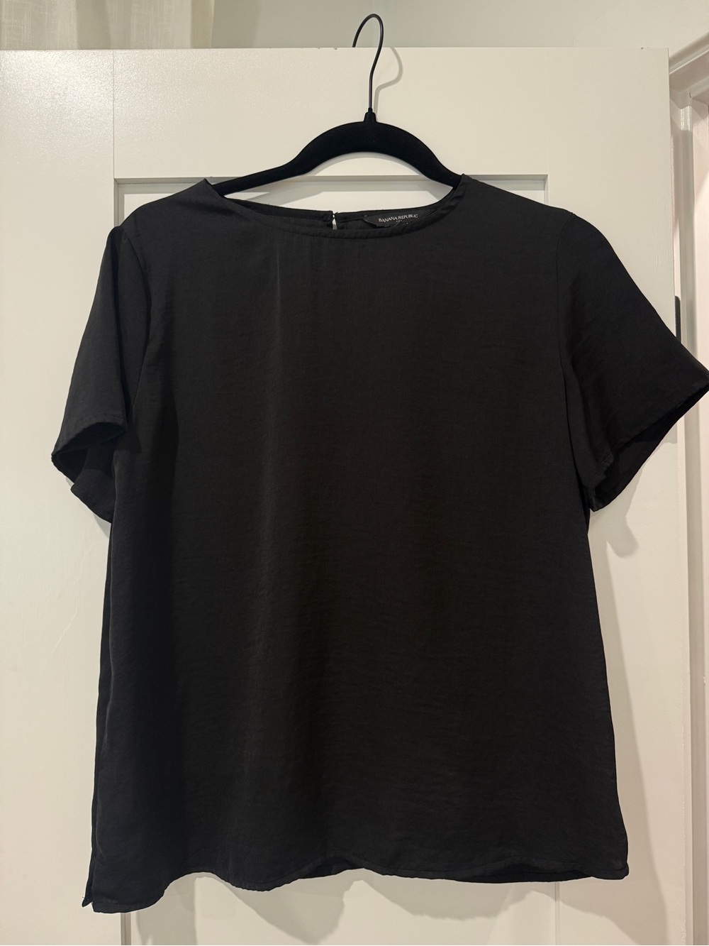 Banana Republic Black Short Sleeve Crewneck Top